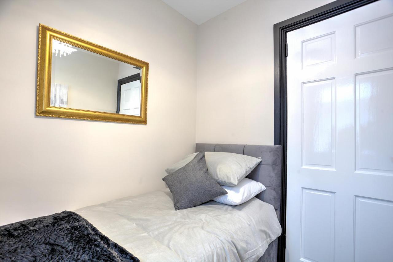 The Belfast Boutique Central Cozy Sleeps7 (Adults Only) Dış mekan fotoğraf