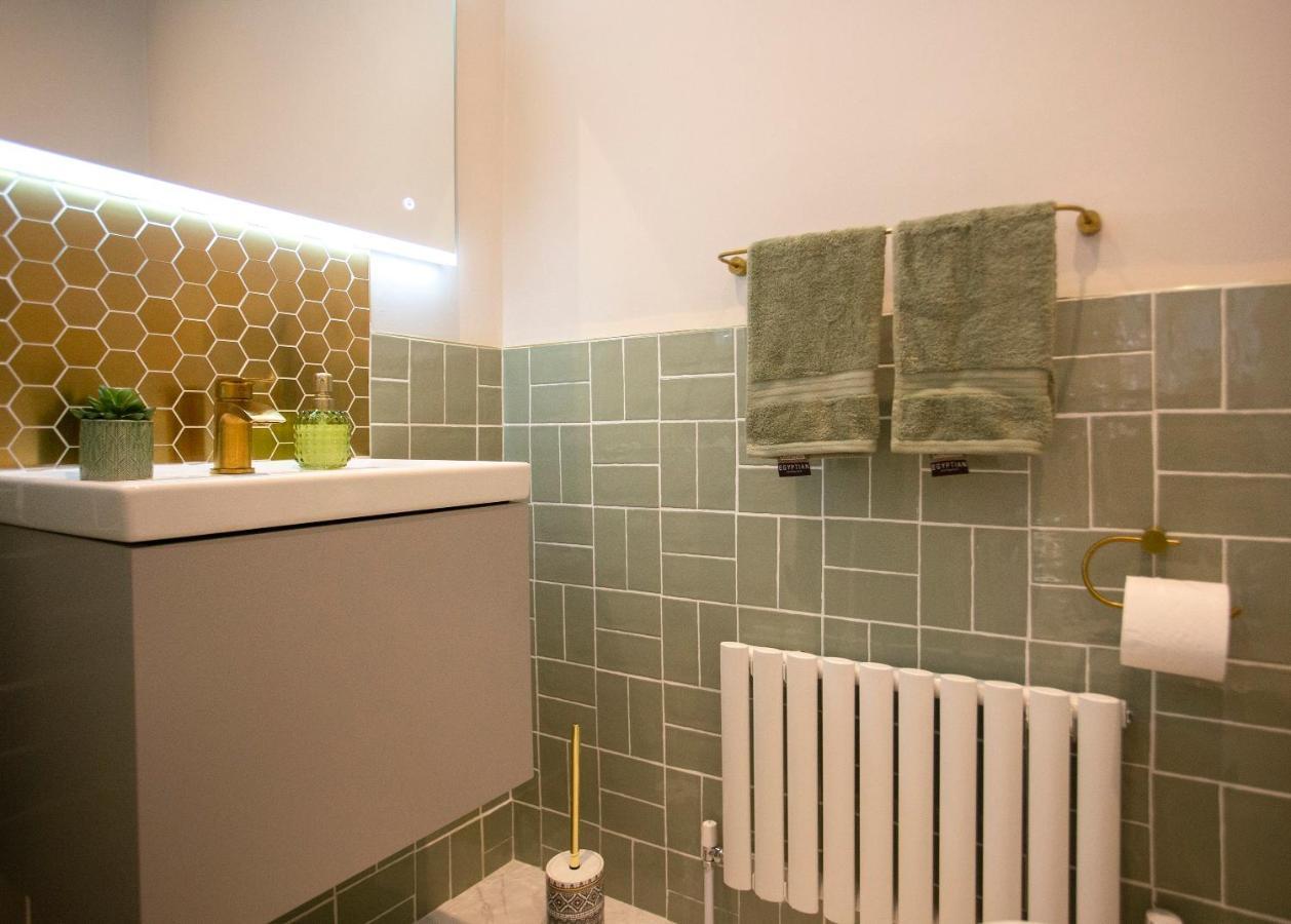 The Belfast Boutique Central Cozy Sleeps7 (Adults Only) Dış mekan fotoğraf
